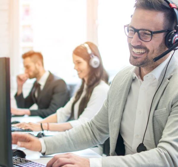 مرکز تماس: وظایف و سلسه مراتب